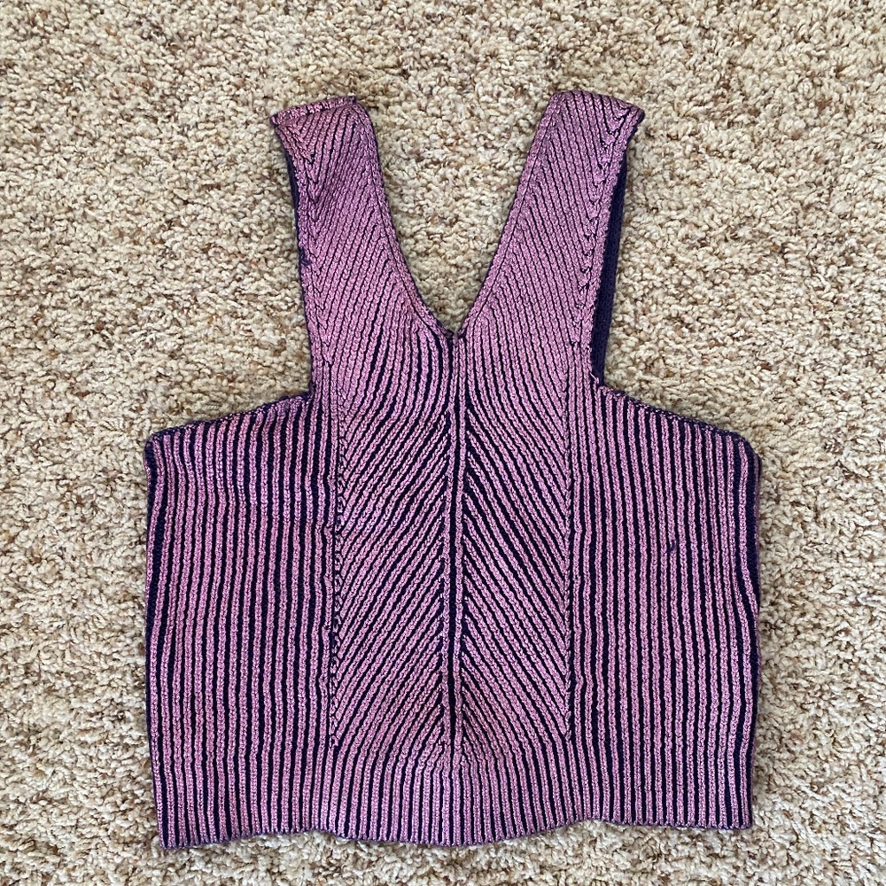 Metallic purple ribbed crop top